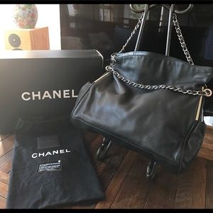 CHANEL  large lambskin Ultimate Soft Shoulder Bag